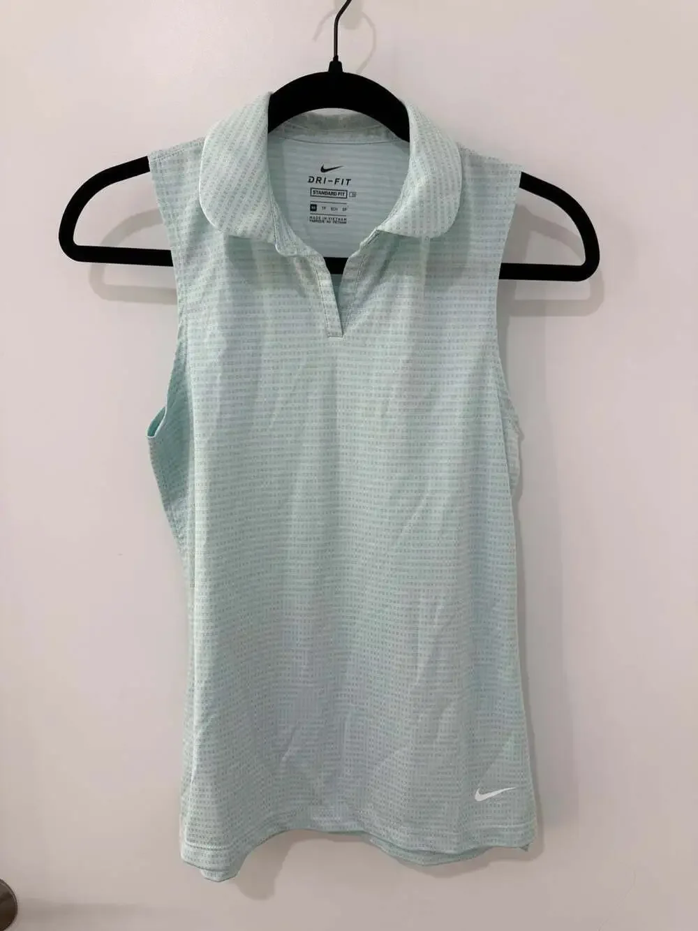 Nike Dri-FIT Women's Victory Sleeveless Golf Polo in Mint Green